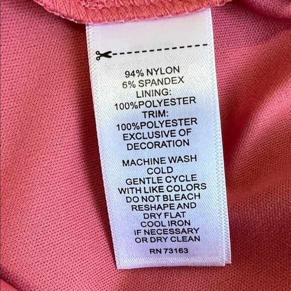 Cable & Gauge Halter Neck Sleeveless Top in Coral Pink Size M - Picture 6 of 6